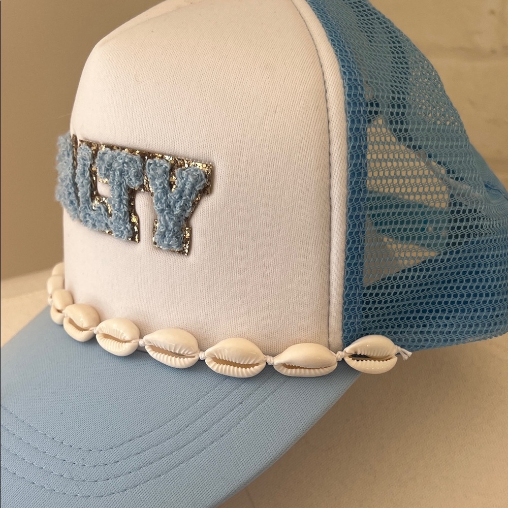 SALTY blue and White hat with Shell Detail - Picture 2 of 6
